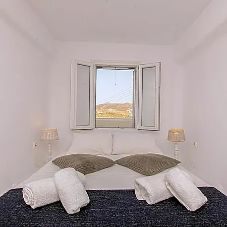 Apartahotel Bebis House 3*